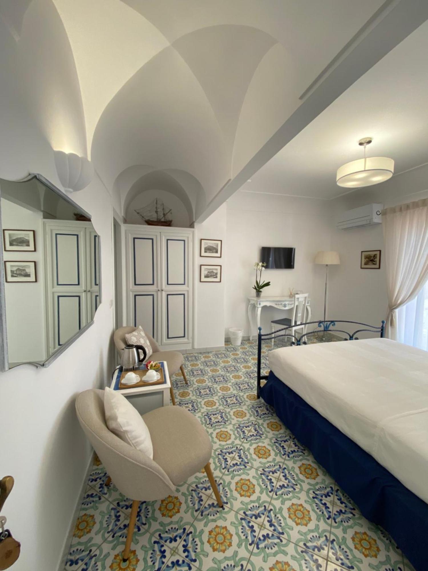 B&B La Ciammurrella อนากาปรี ภายนอก รูปภาพ