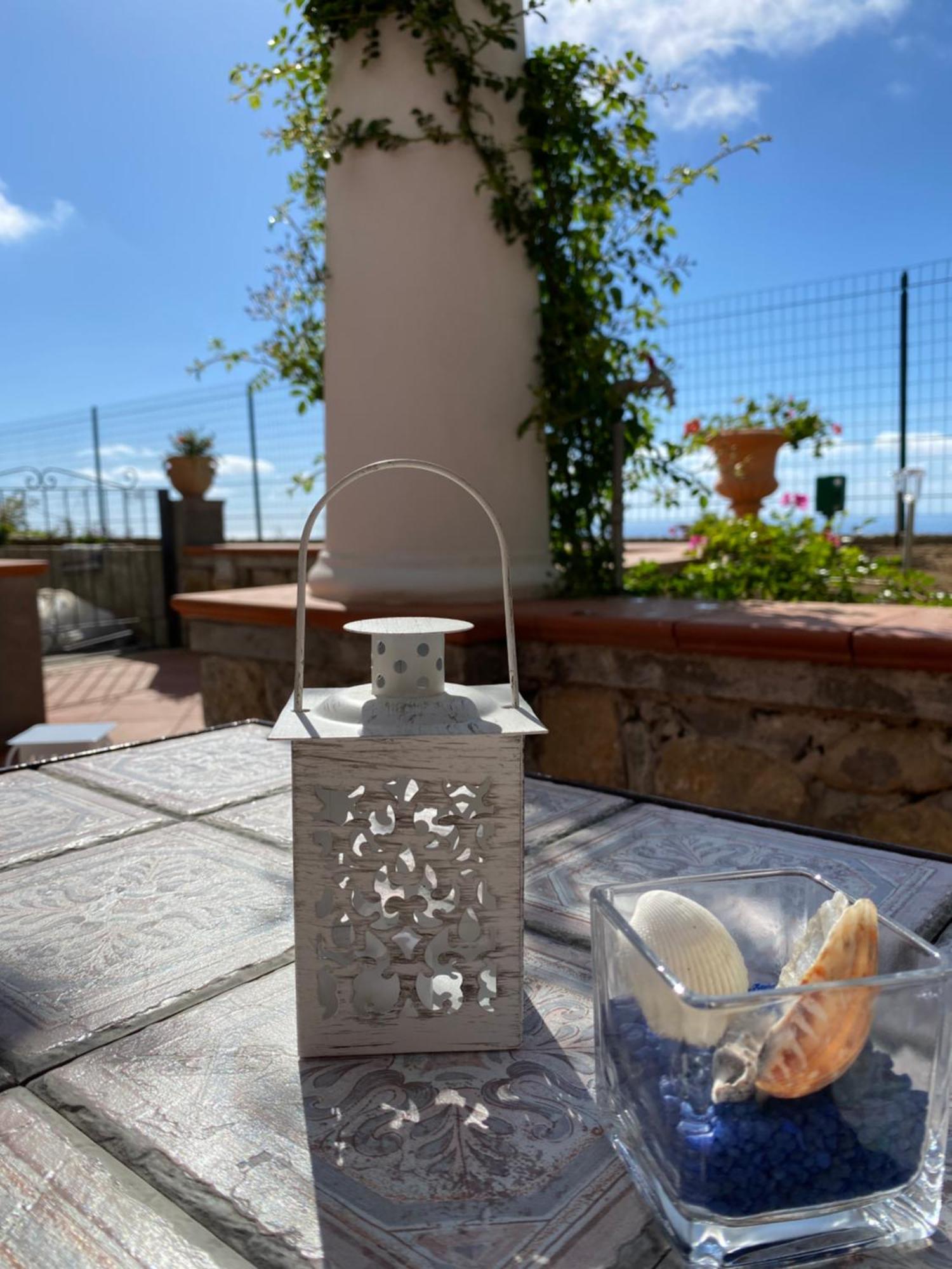 B&B La Ciammurrella อนากาปรี ภายนอก รูปภาพ
